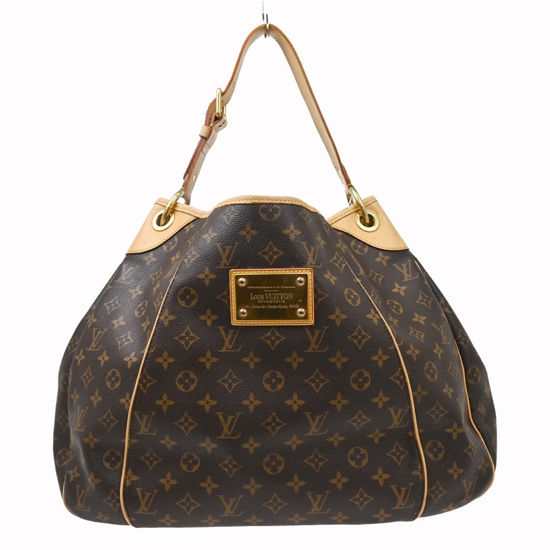 Louis Vuitton Galliera PM Monogram Canvas Shoulder Bag M56382: Louis Vuitton Galliera PM Monogram Canvas Shoulder Bag M56382 Vintage Louis Vuitton Monogram Galliera PM shoulder bag in Monogram canvas with leather parts. It features a shoulder strap, three inside 