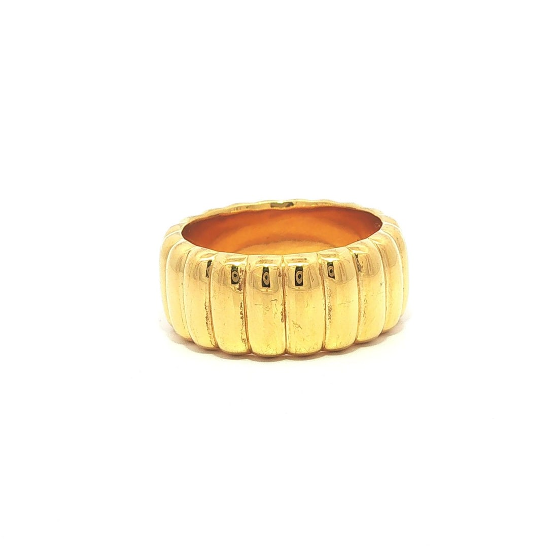 Charlotte Bold Band Ring Sterling Silver 18k Yellow Gold Vermeil Size 7: Charlotte Bold Band Ring Sterling Silver 18k Yellow Gold Vermeil Size 7 Polished bold band ring in solid sterling silver with 18k yellow gold vermeil. This women's ring has a clean no-stone design and