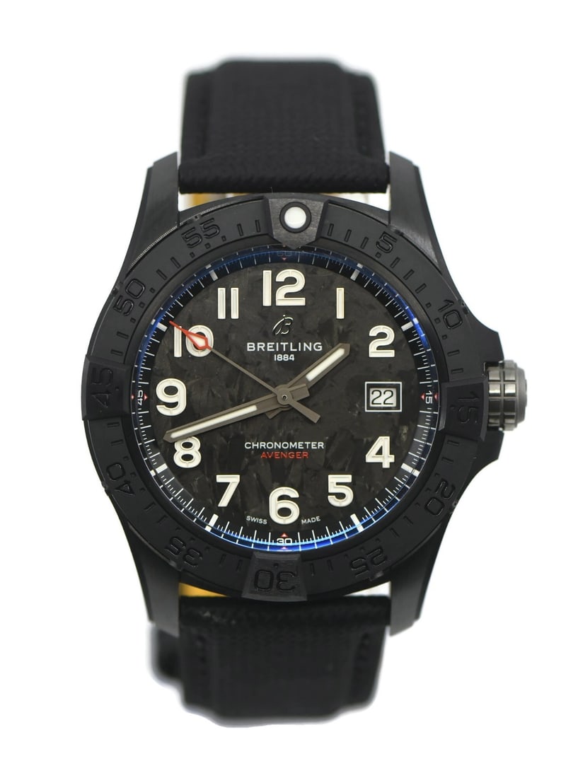 Breitling Avenger Night Mission S17328 Black Ceramic 42mm Automatic Watch With Box: Breitling Avenger Night Mission S17328 Black Ceramic 42mm Automatic Watch With Box This Breitling Avenger Night Mission wristwatch features a 42 mm ceramic case and an automatic mechanical movement. D