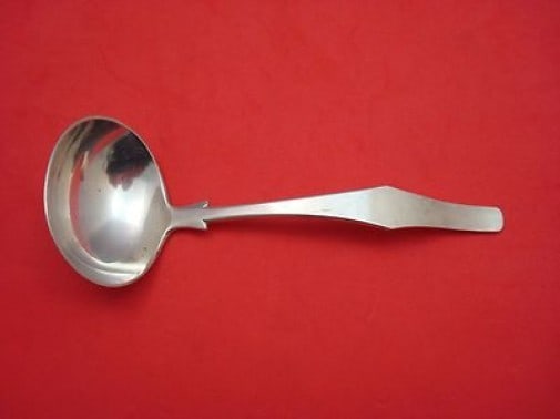 Porter Blanchard Sterling Silver Gravy Ladle Unknown Pattern 6.5": Porter Blanchard Sterling Silver Gravy Ladle Unknown Pattern 6.5" This elegant gravy ladle is crafted from high-quality sterling silver by Porter Blanchard, featuring a classic design with a length of