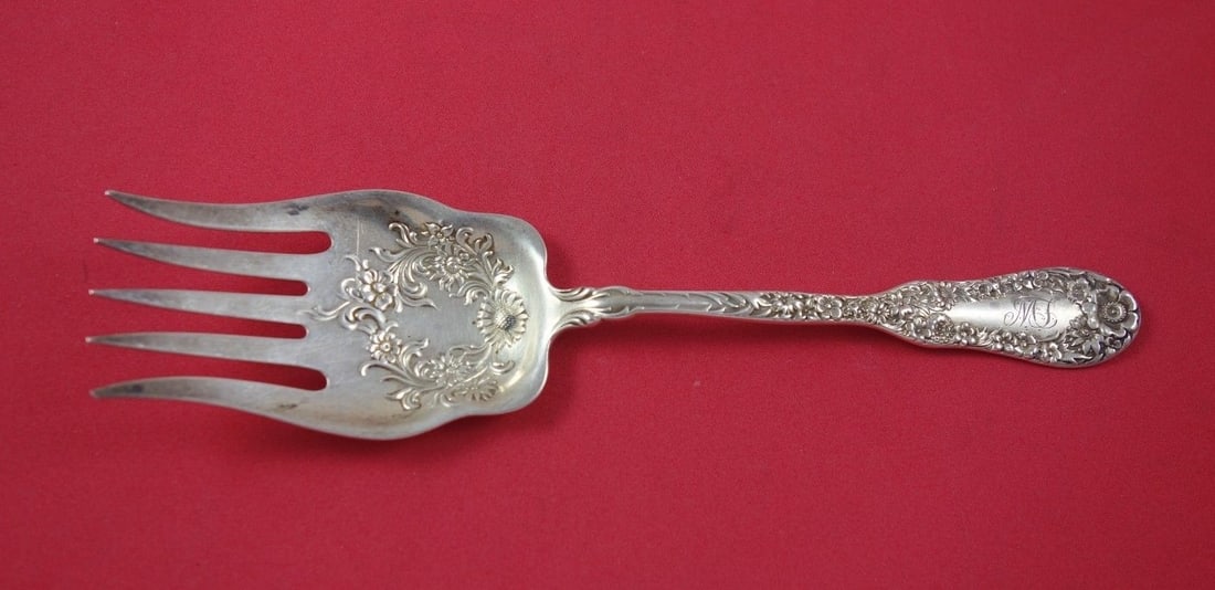 Dominick and Haff Number 10 Sterling Silver Serving Fork 7 3/4: Dominick and Haff Number 10 Sterling Silver Serving Fork 7 3/4 A Number 10 cold meat serving fork by Dominick & Haff, made of sterling silver and featuring a 5-tine design. It measures 7 3/4 inches an