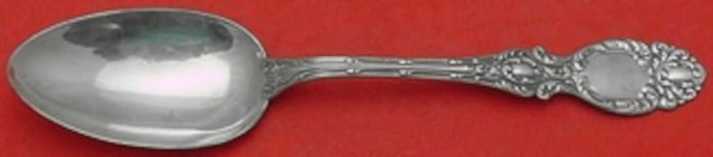 Wallace Lucerne Sterling Silver Serving Spoon 8 1/4 Inch Vintage: Wallace Lucerne Sterling Silver Serving Spoon 8 1/4 Inch Vintage This exquisite serving spoon is part of the Lucerne pattern by Wallace, crafted from high-quality sterling silver. Measuring 8 1/4 inch