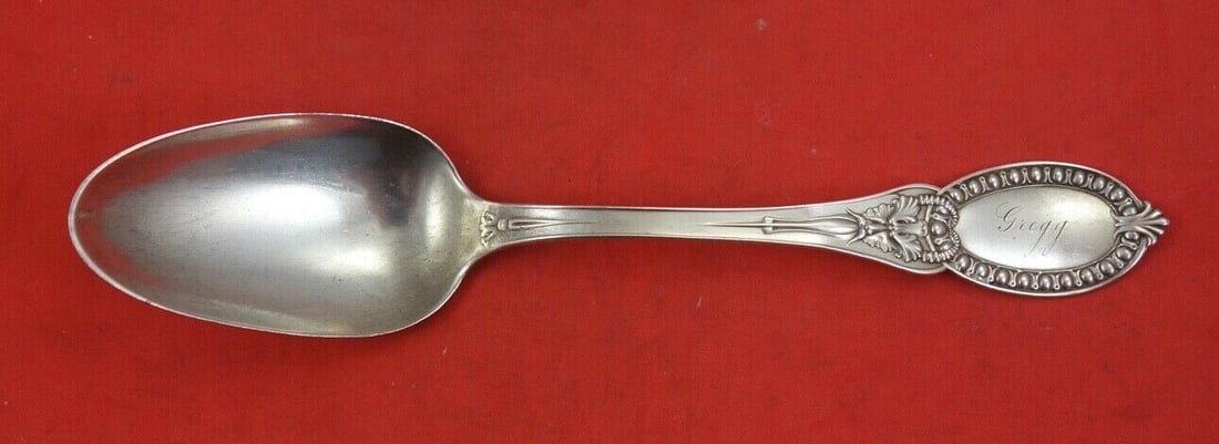 Whiting-Hebbard Mask Pattern Sterling Silver Serving Spoon 8 1/8": Whiting-Hebbard Mask Pattern Sterling Silver Serving Spoon 8 1/8" This exquisite serving spoon is crafted by Whiting-Hebbard in the elegant Mask pattern. Made of high-quality sterling silver, this pie