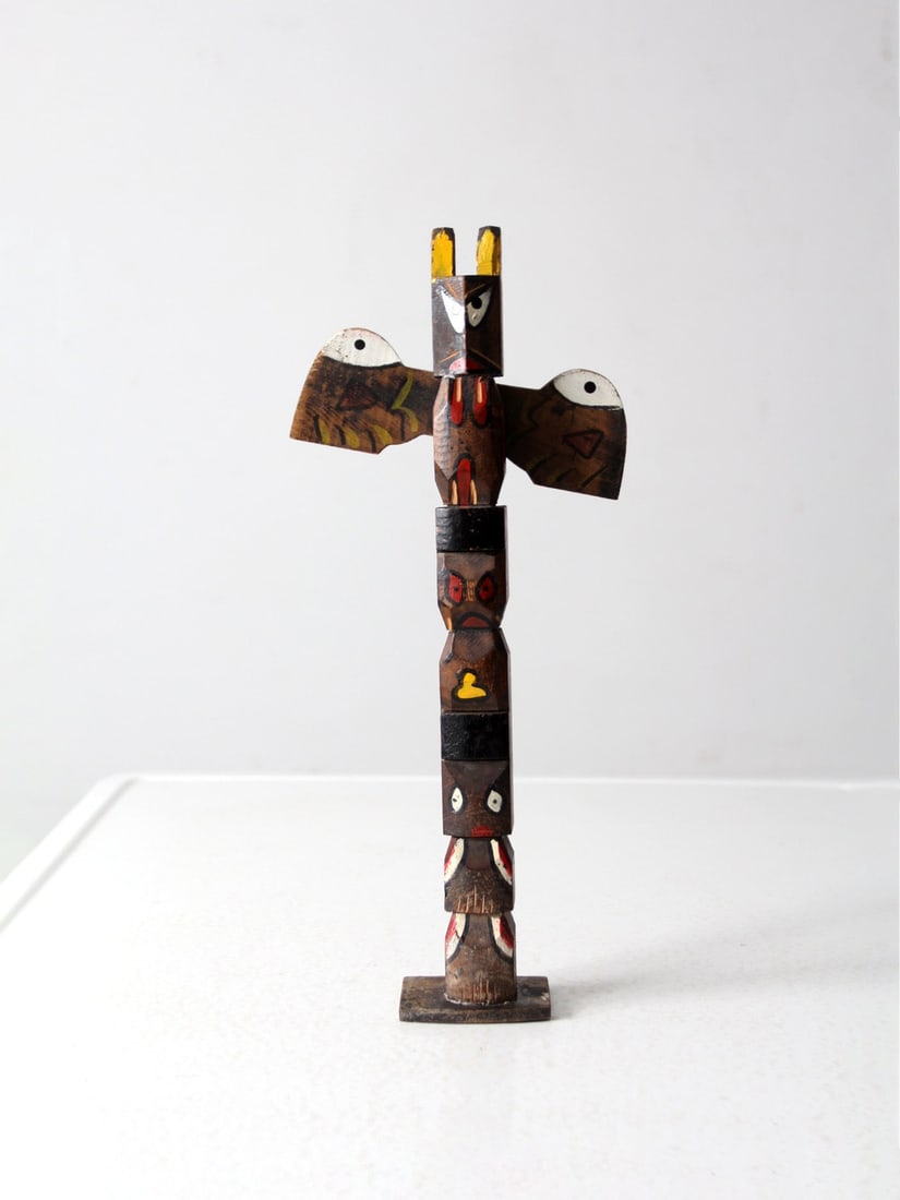 Vintage 15 Inch Wood Totem Pole from Republic of China (1 of 10)
