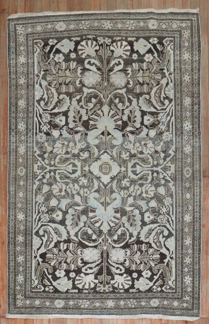4' 5" x 6' 5" Persian Malayer Accent Rug Brown: 4' 5" x 6' 5" Persian Malayer Accent Rug Brown Brown Persian Malayer accent rug from the 1940s with a formal design. This pre-owned rug is identified as a Malayer accent-size piece. Specifications Typ