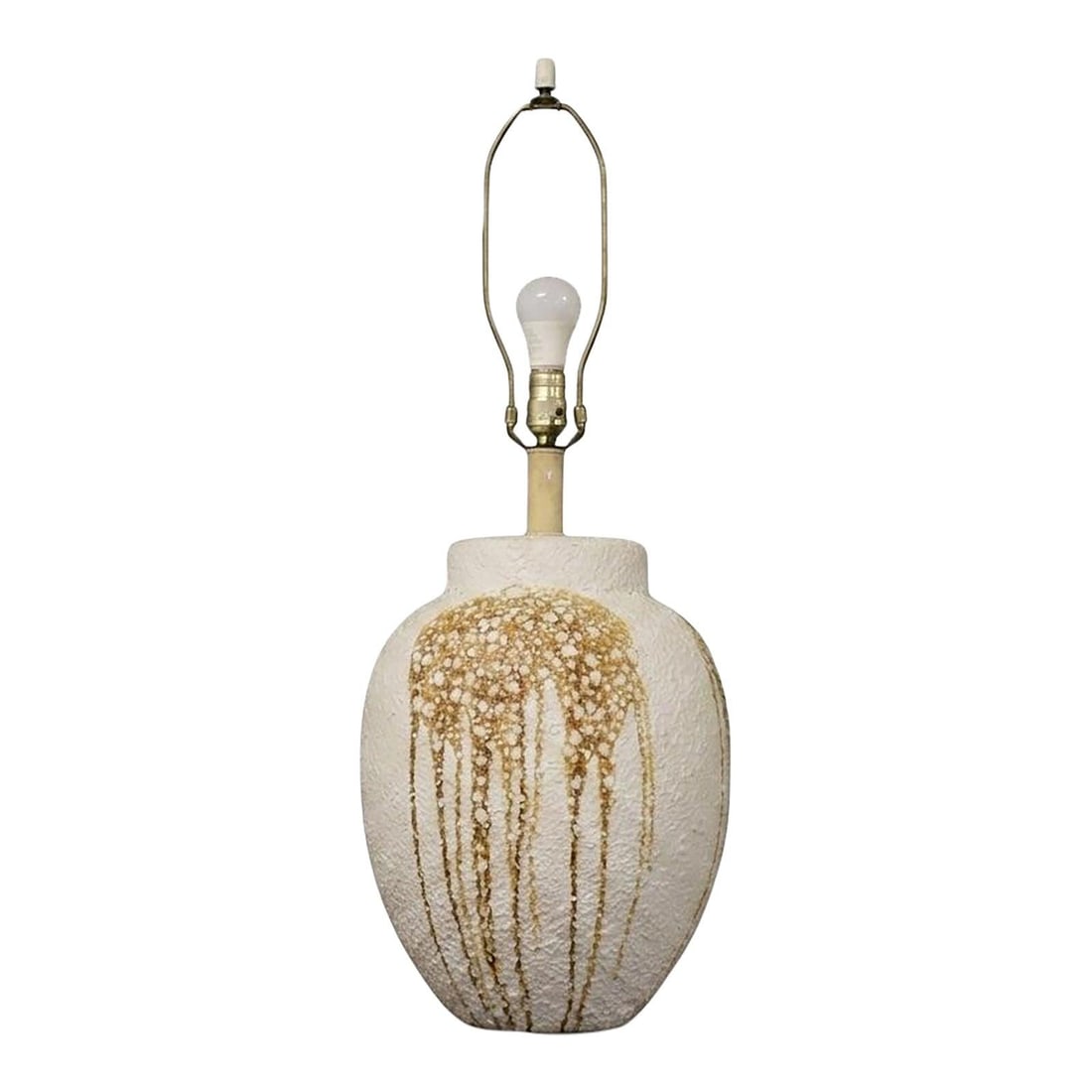 Mid Century Ceramic Table Lamp with Drip Glaze 33 Tall: Mid Century Ceramic Table Lamp with Drip Glaze 33 Tall Mid century modern table lamp featuring a ceramic body with a drip glaze finish. This 1970s piece has a clean white colorway and a sculptural pro