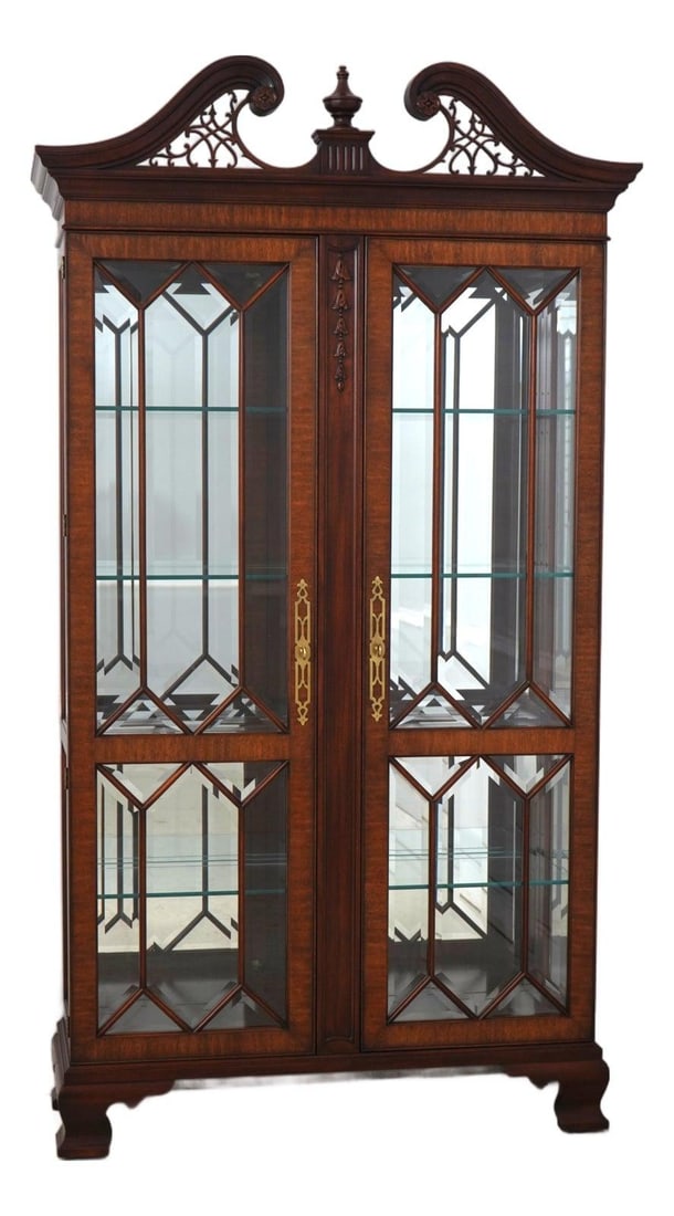 Henkel Harris Model 2348 Mahogany Display Cabinet 48.5w x 17.5d x 88h (1 of 10)