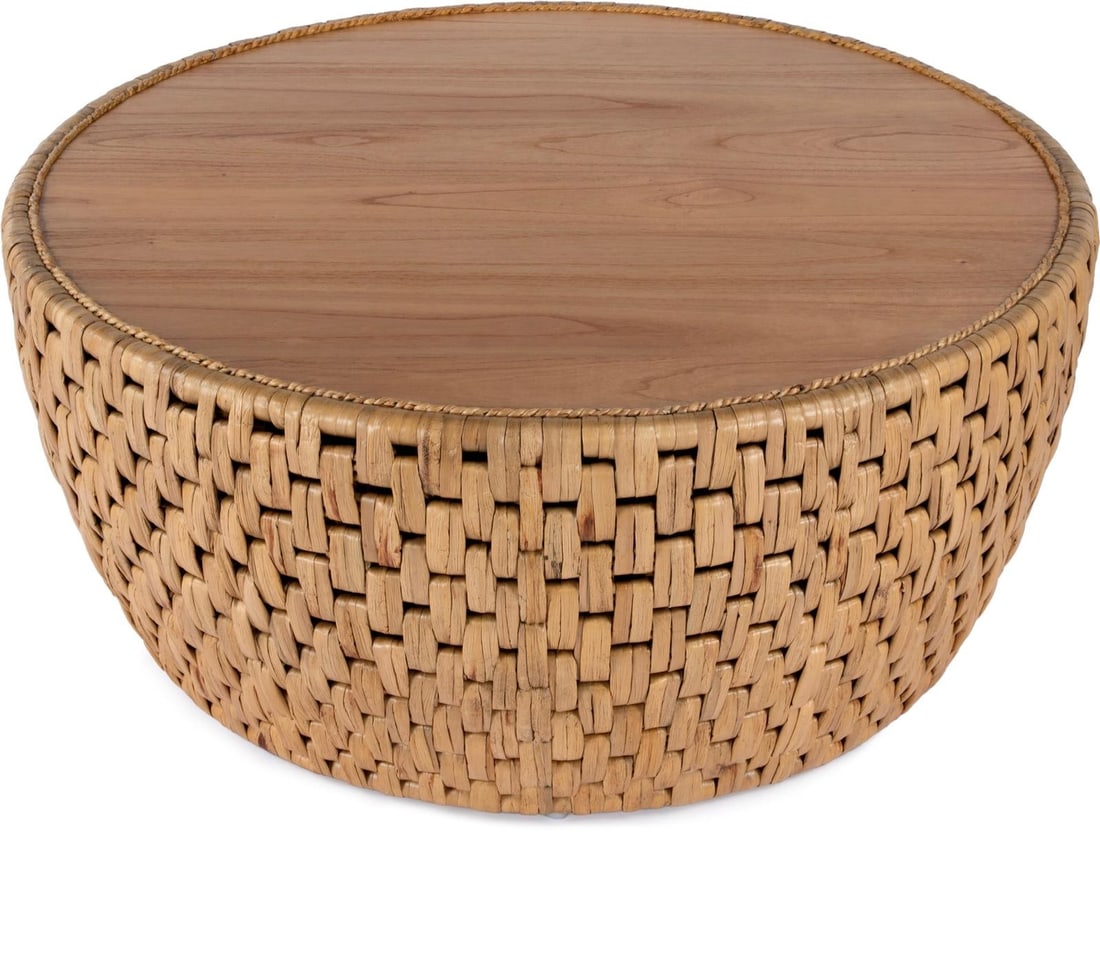 Butler Captiva Coastal Beige Rattan Coffee Table 42": Butler Captiva Coastal Beige Rattan Coffee Table 42" Introducing the Butler Captiva Beige Rattan Coffee Table, a perfect blend of style and functionality for your living space. Crafted with a natural 