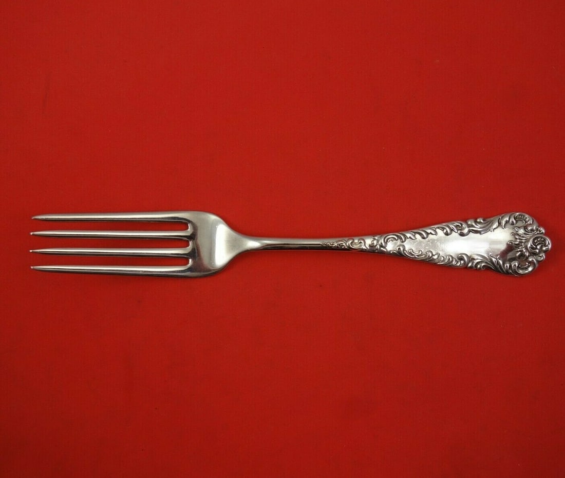 Knowles Argo Sterling Silver Dinner Fork 7.5 Heirloom Flatware: Knowles Argo Sterling Silver Dinner Fork 7.5 Heirloom Flatware Introduce sophistication to your dining experience with the Argo dinner fork by Knowles. Crafted from high-quality sterling silver, this 