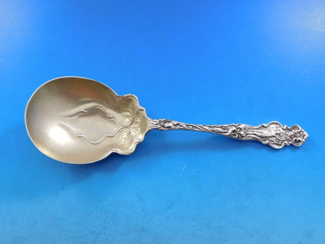 Wallace Irian Sterling Silver Gold Washed Berry Spoon 7.75" Art Nouveau: Wallace Irian Sterling Silver Gold Washed Berry Spoon 7.75" Art Nouveau Introducing the exquisite Irian Berry Spoon by Wallace, a stunning piece of Art Nouveau design crafted from sterling silver. Thi