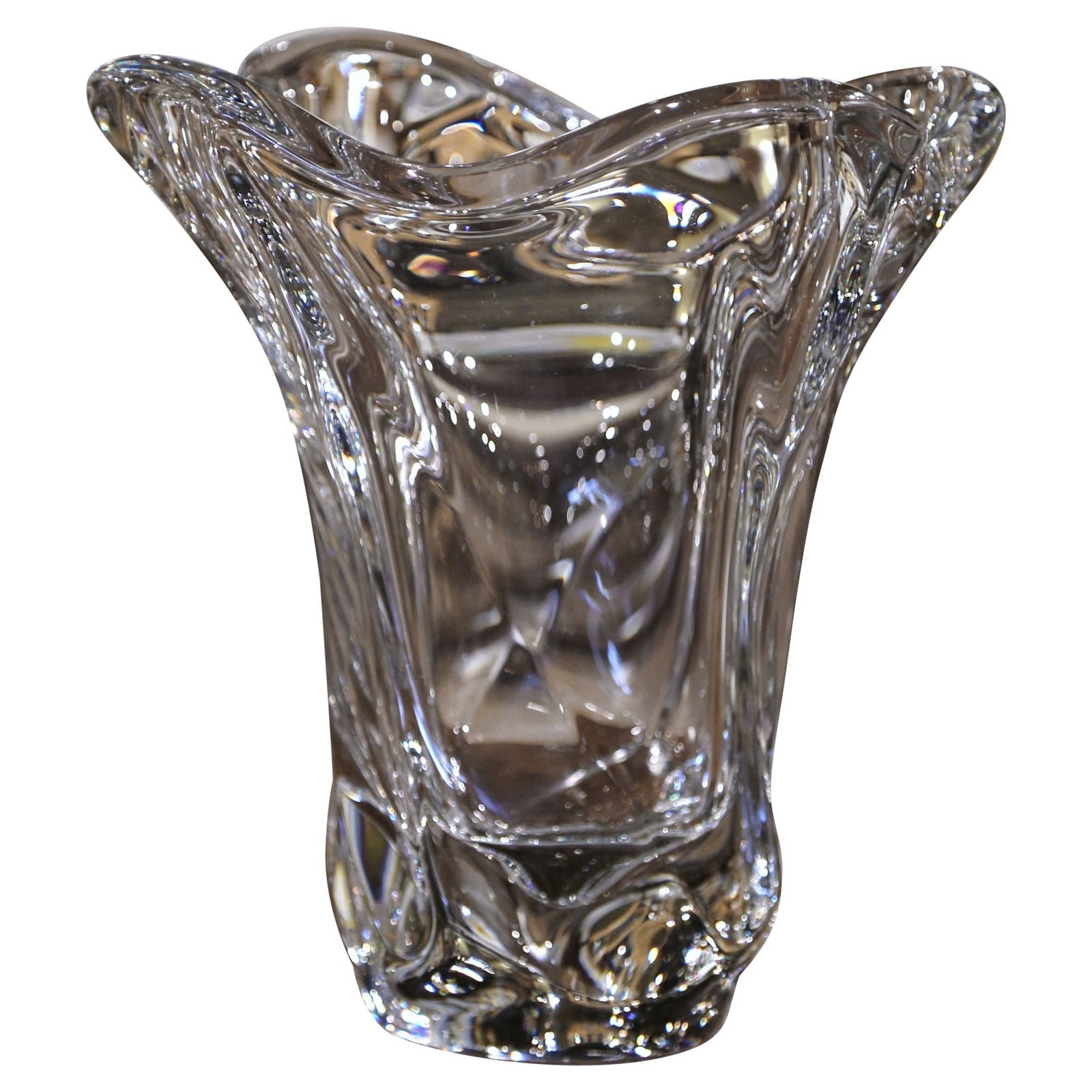 French Art Deco Hand Blown Crystal Vase with Scalloped Rim: French Art Deco Hand Blown Crystal Vase with Scalloped Rim This mid-century French art glass vase, crafted circa 1950, features a striking sculptural form with an organic, free-form silhouette. Hand b