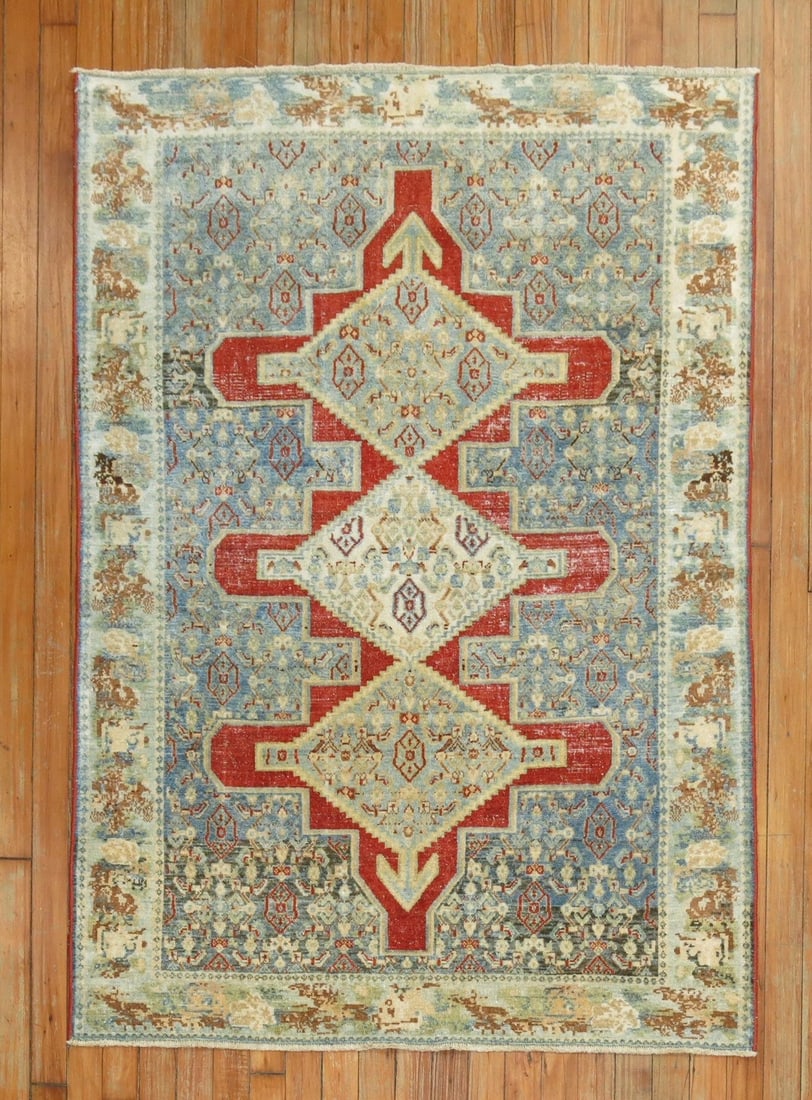 3' 6" x 5' Persian Senneh Rug icy blue red: 3' 6" x 5' Persian Senneh Rug icy blue red Fine Persian Senneh throw rug in icy blue and red, dating to circa 1920. This pre-owned small rug features the classic Senneh type and is well suited for use