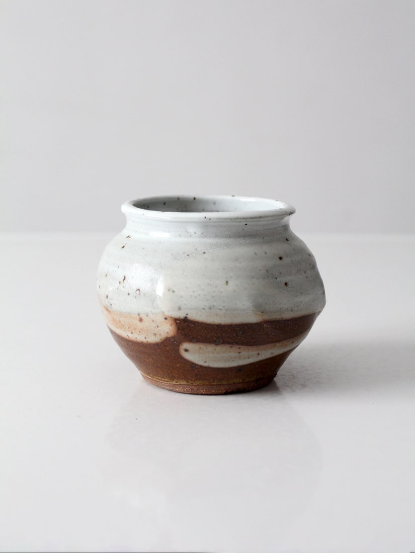 Handmade studio pottery vase with brown white speckled glaze (1 of 9)