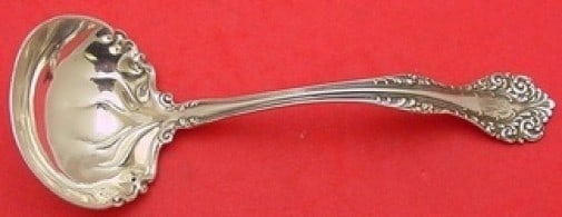 Alvin Florentine Sterling Silver Gravy Ladle 7 Inches: Alvin Florentine Sterling Silver Gravy Ladle 7 Inches This exquisite gravy ladle is part of the Florentine pattern by Alvin, crafted from high-quality sterling silver. Measuring 7 inches, it features 