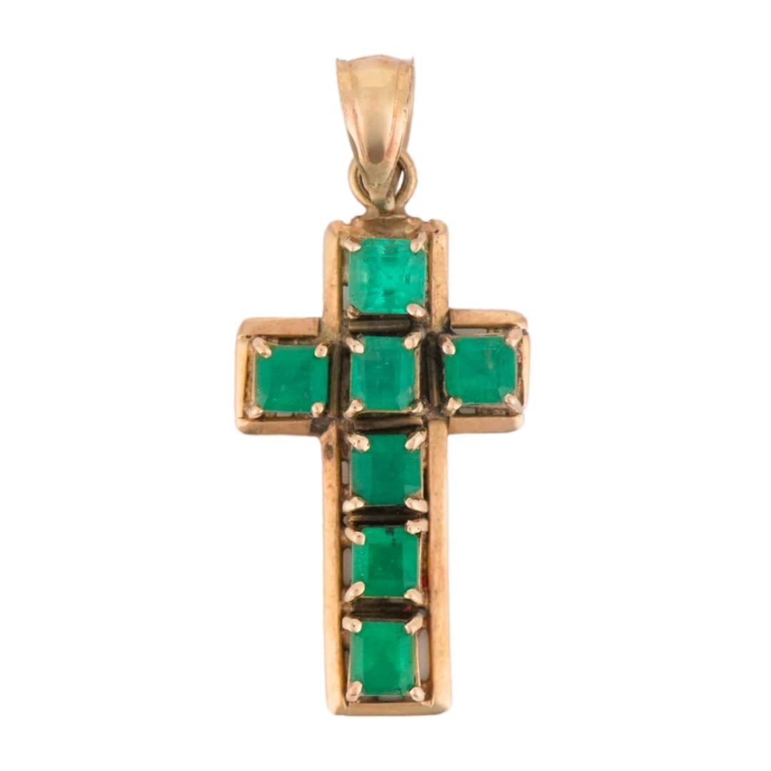 Vintage 14K Gold Cross Pendant with Natural Square Emeralds: Vintage 14K Gold Cross Pendant with Natural Square Emeralds Vintage cross pendant crafted in tested 14K yellow gold and set with natural square step cut emeralds. This pre-owned piece has an attractiv