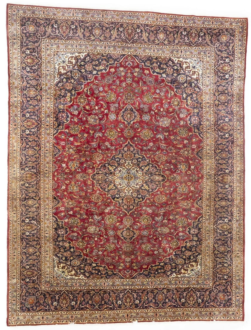 Hand-Knotted Wool Vintage Floral Area Rug Red Oriental Design 9'7 x 12'7: Hand-Knotted Wool Vintage Floral Area Rug Red Oriental Design 9'7 x 12'7 This semi-antique handmade Oriental rug features a traditional floral pattern in rich red, dark purple-navy, light gray, light 
