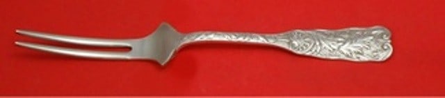 Gorham Saint Cloud Sterling Silver Serving Fork Custom Made 6 3/4": Gorham Saint Cloud Sterling Silver Serving Fork Custom Made 6 3/4" Introducing the Saint Cloud by Gorham Sterling Silver Spinach Fork, a beautifully crafted piece measuring 6 3/4 inches. This serving 