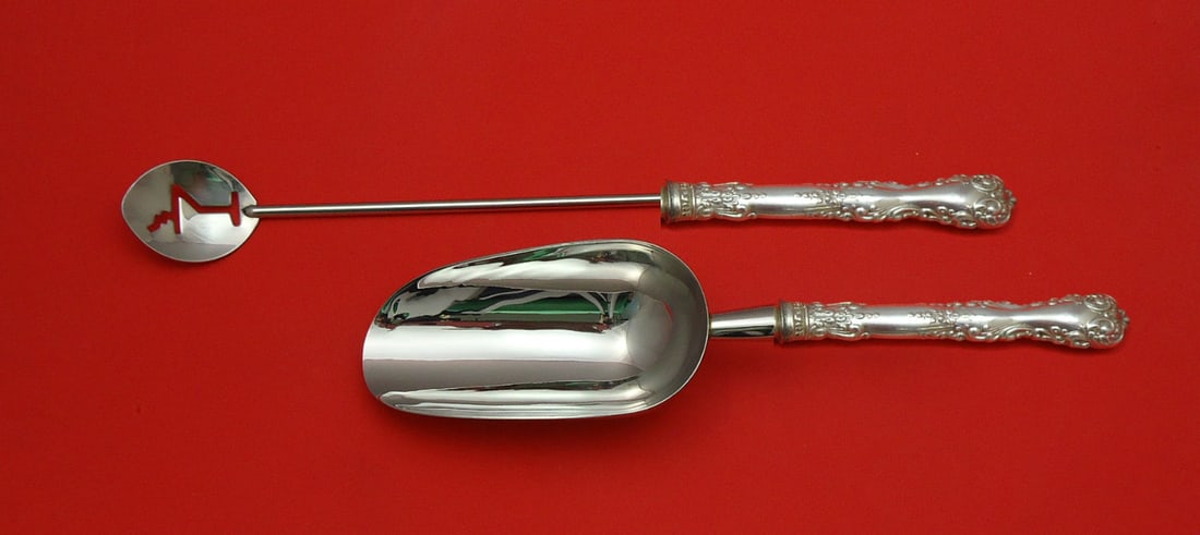 Revere International Sterling Silver Bar Set 2pc Martini Spoon Ice Scoop: Revere International Sterling Silver Bar Set 2pc Martini Spoon Ice Scoop This exquisite 2-piece bar set, crafted by Revere for International, features a stunning design made of sterling silver. The cu