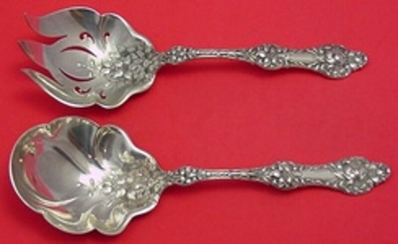 Alvin Gorham Old Orange Blossom Sterling Silver Salad Serving Set 2pc: Alvin Gorham Old Orange Blossom Sterling Silver Salad Serving Set 2pc This exquisite 2-piece salad serving set features the elegant Old Orange Blossom pattern by Alvin / Gorham, crafted from high-qual