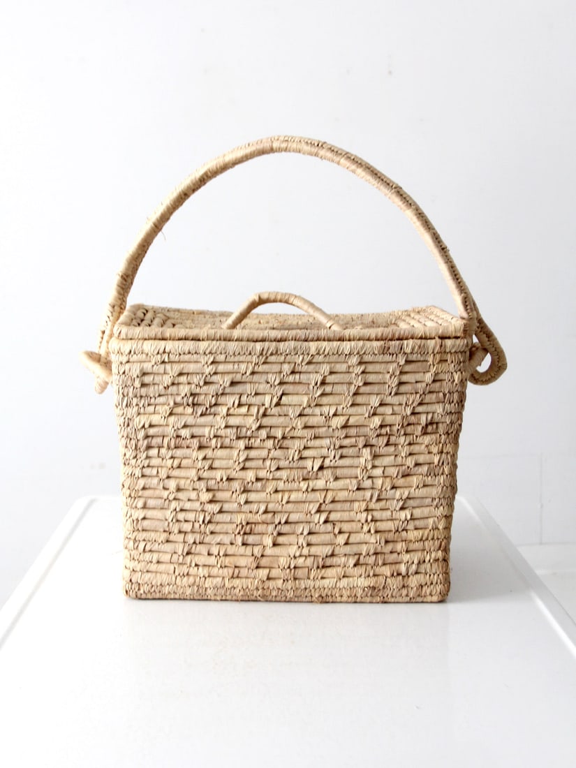 Vintage Woven Storage Basket Tote with Lid and Braided Handle (1 of 12)