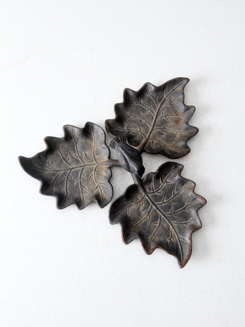 Vintage Cast Metal Bird Handle Leaf Tray 10.75 x 10.5 (1 of 9)