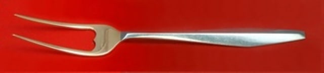 Reed and Barton Diamond Sterling Silver English Server 7.5 Inch: Reed and Barton Diamond Sterling Silver English Server 7.5 Inch This exquisite English server from Reed & Barton is crafted from high-quality sterling silver and features the elegant Diamond pattern. 