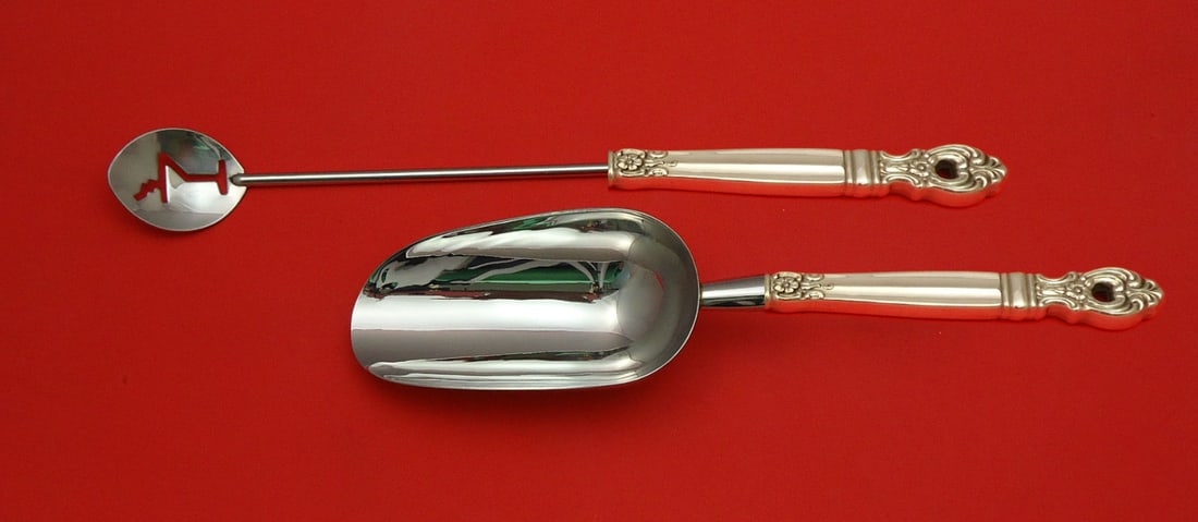Towle Monte Cristo Sterling Silver 2pc Bar Set Custom Made: Towle Monte Cristo Sterling Silver 2pc Bar Set Custom Made Enhance your bar collection with this exquisite 2-piece bar set from Towle, crafted in sterling silver. This custom-made set features a hollo