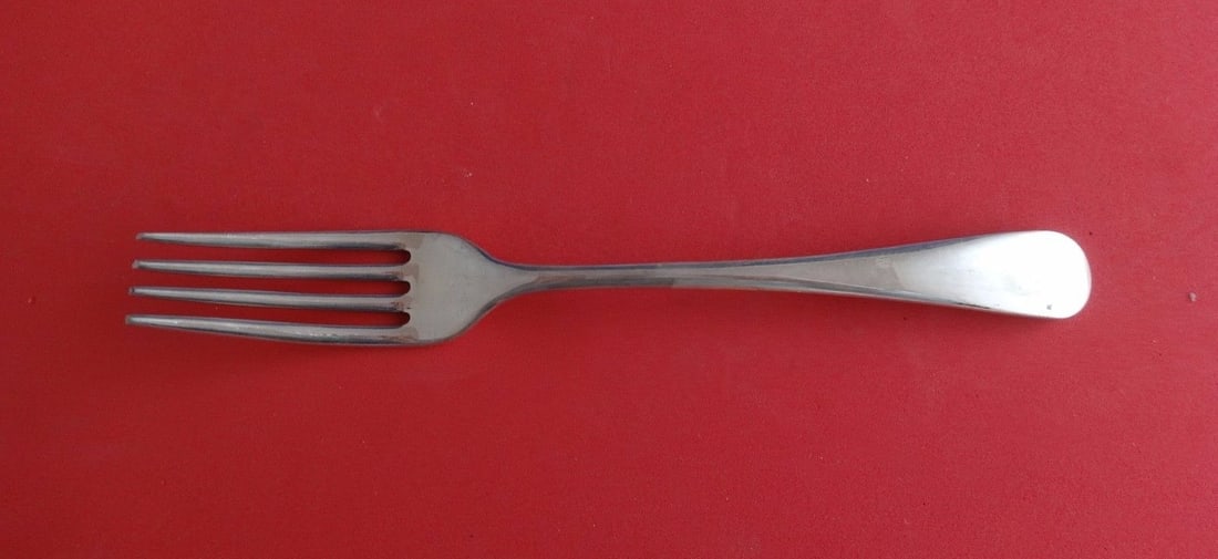 Blackinton French Colonial Sterling Silver Fork 7 1/8": Blackinton French Colonial Sterling Silver Fork 7 1/8" This exquisite regular fork is crafted from sterling silver and features the elegant French Colonial pattern by Blackinton. Measuring 7 1/8 inche