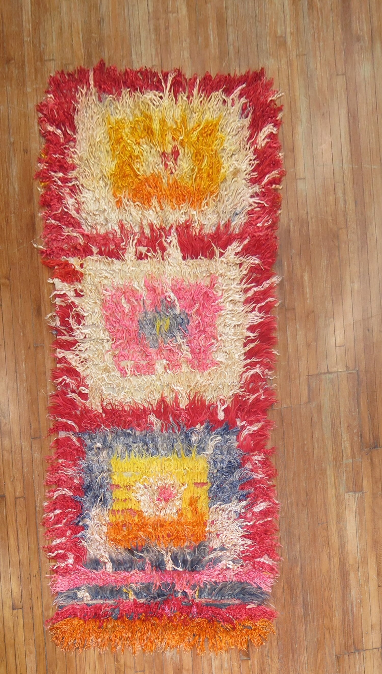 4' x 9' 7" Turkish Tulu shag rug mid 20th century: 4' x 9' 7" Turkish Tulu shag rug mid 20th century Vintage Turkish shag rug in a bohemian style from the mid-20th century. This pre-owned Tulu rug features a colorful woven design with a distinctive sh