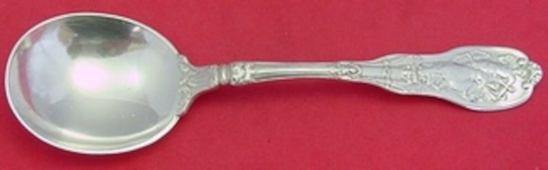 Gorham Sterling Silver Mythologique Gumbo Soup Spoon 7 Inch: Gorham Sterling Silver Mythologique Gumbo Soup Spoon 7 Inch Enhance your dining experience with the exquisite Mythologique Gumbo Soup Spoon by Gorham. Crafted from sterling silver, this 7-inch spoon s