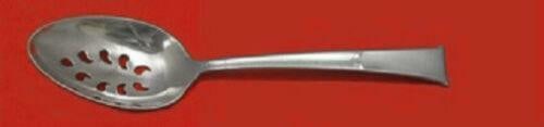 Tiffany & Co Linenfold Sterling Silver Slotted Serving Spoon 9 Hole Custom: Tiffany & Co Linenfold Sterling Silver Slotted Serving Spoon 9 Hole Custom Tiffany & Co. Linenfold sterling silver pierced serving spoon in the Linenfold pattern. Post-1940, custom made, and not monog