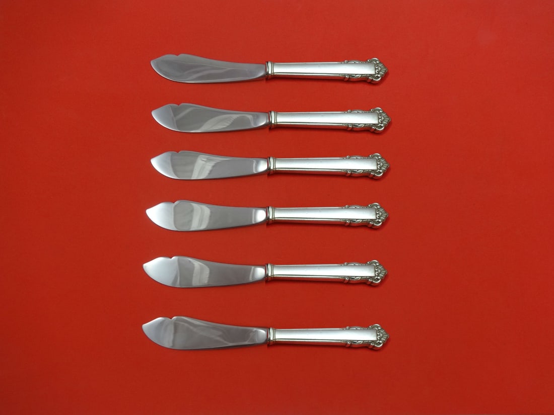 Lunt English Shell Sterling Silver 6pc Trout Knife Set Custom Made: Lunt English Shell Sterling Silver 6pc Trout Knife Set Custom Made This exquisite 6-piece Trout Knife Set showcases the elegant English Shell pattern by Lunt. Each knife features a hollow sterling sil