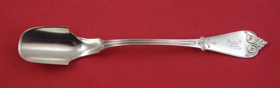 Tiffany & Co Beekman Sterling Silver Cheese Scoop 7 1/4 inch: Tiffany & Co Beekman Sterling Silver Cheese Scoop 7 1/4 inch This exquisite cheese scoop from the Beekman pattern by Tiffany & Co. is crafted from high-quality sterling silver, showcasing the timeless