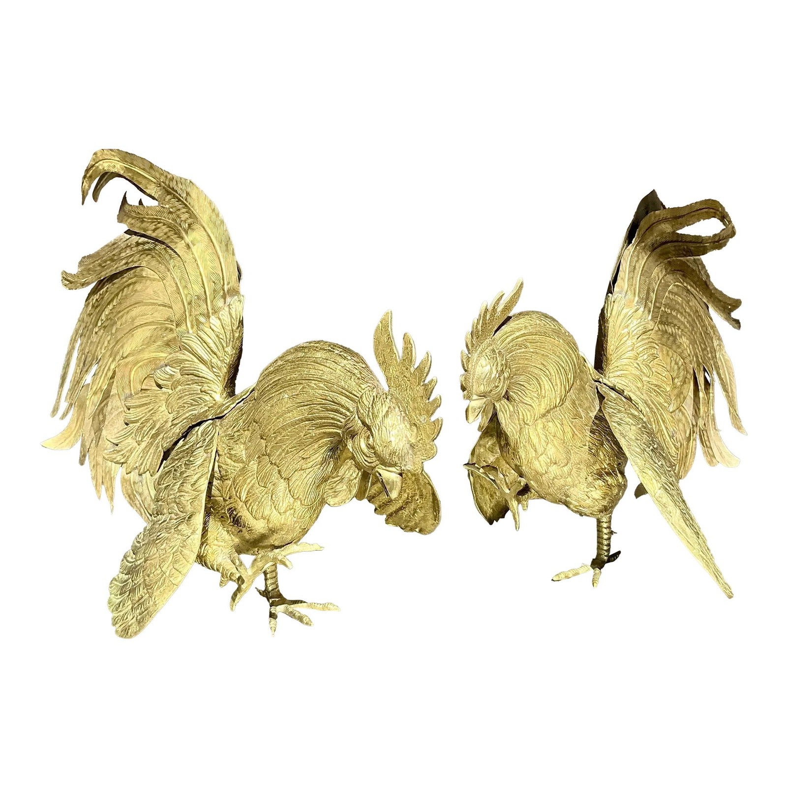 Vintage Boho Brass Roosters Pair 9.5 x 19 x 14: Vintage Boho Brass Roosters Pair 9.5 x 19 x 14 This captivating pair of vintage brass roosters showcases bold Bohemian charm and timeless elegance. Each rooster is intricately crafted, featuring detai