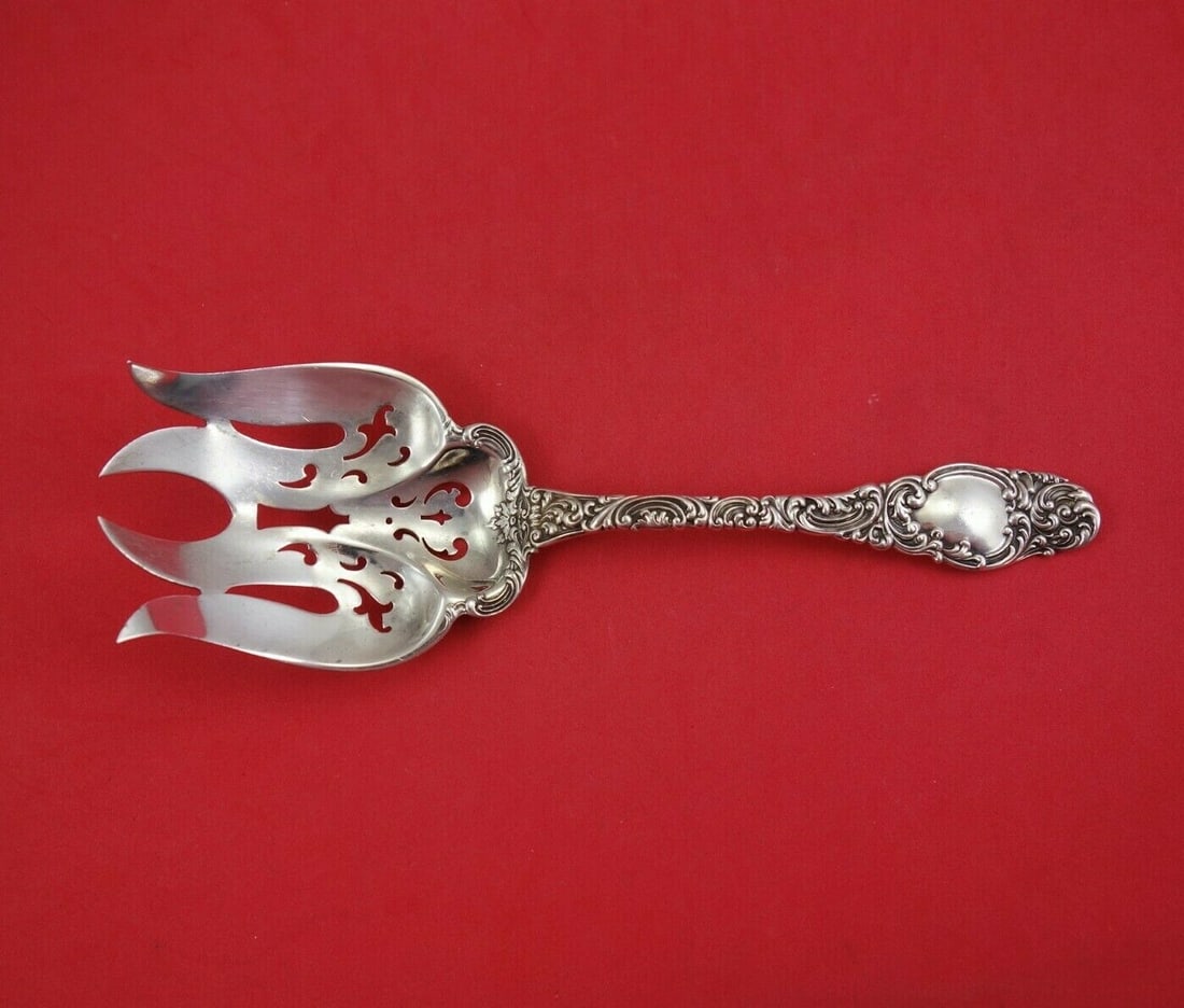 Alvin Monterey Sterling Silver Asparagus Fork 8.75 Pointed Tines: Alvin Monterey Sterling Silver Asparagus Fork 8.75 Pointed Tines This stunning asparagus fork from the Monterey pattern by Alvin is crafted from high-quality sterling silver. The fork features pointed