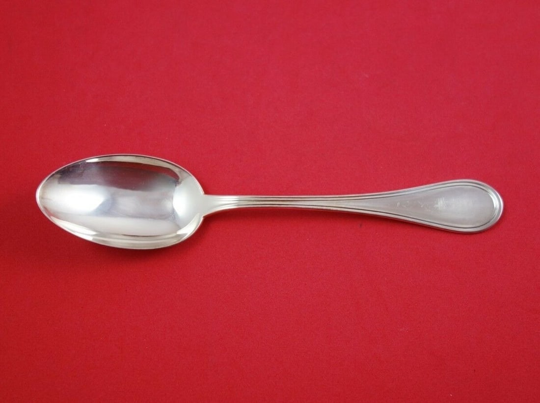 Wallace Italy Giorgio Sterling Silver Place Soup Spoon 6 7/8": Wallace Italy Giorgio Sterling Silver Place Soup Spoon 6 7/8" This elegant place soup spoon features the Giorgio pattern by Wallace-Italy, crafted from high-quality sterling silver. Measuring 6 7/8 in