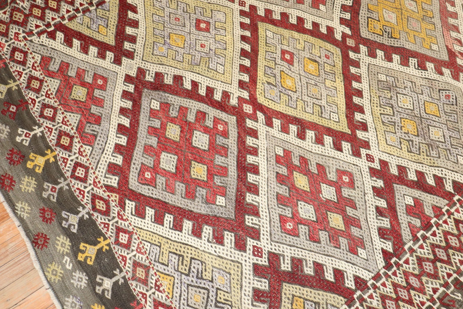 6' 1" x 10' 5" Turkish Kilim Jajim Rug Mid 20th Century: 6' 1" x 10' 5" Turkish Kilim Jajim Rug Mid 20th Century Vintage tribal jajim from the mid-20th century with a rustic character. This pre-owned Turkish kilim is presented in a gallery/intermediate form