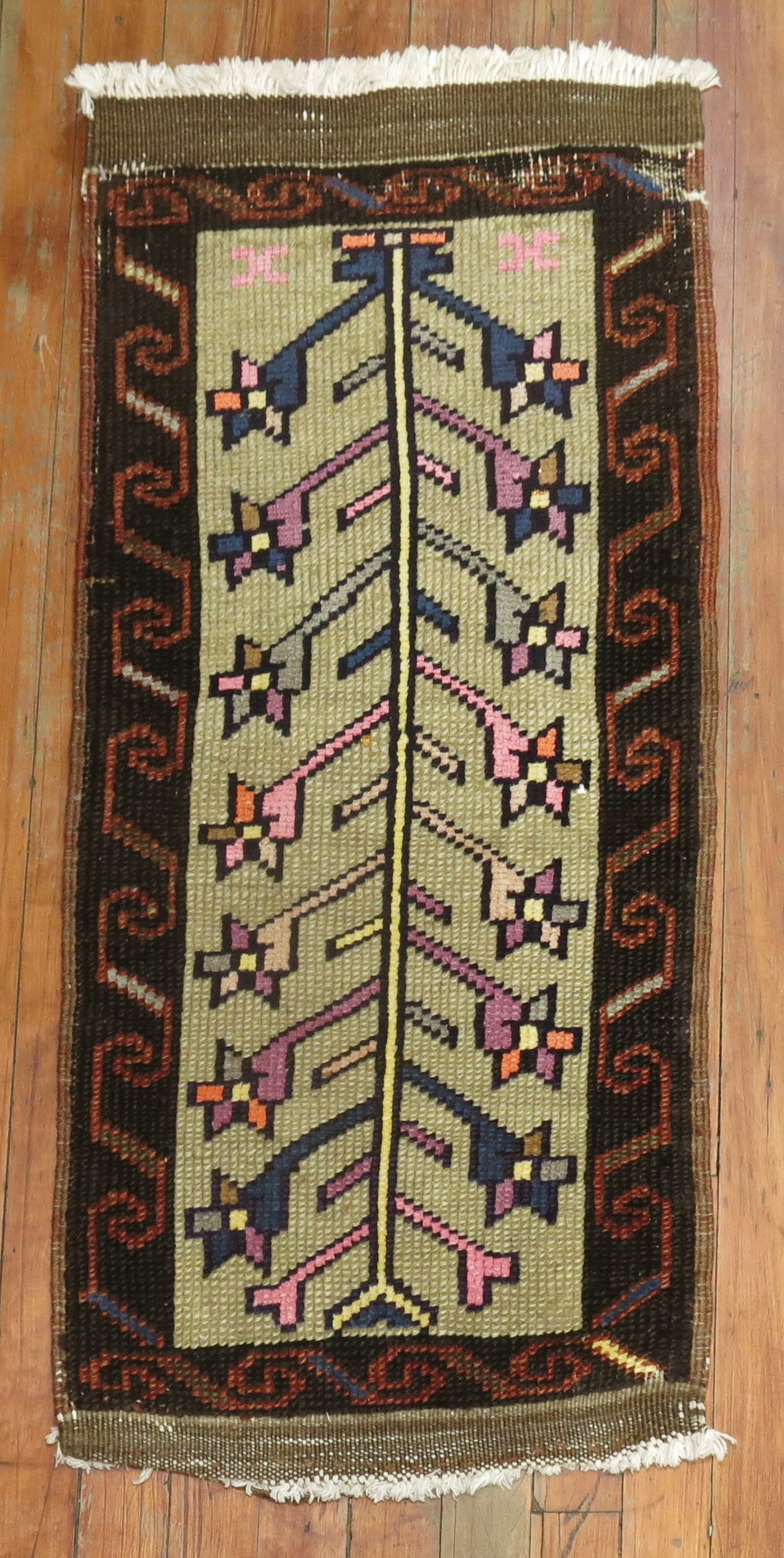 1' 5" x 3' Vintage Turkish Konya Yastik Rug: 1' 5" x 3' Vintage Turkish Konya Yastik Rug One-of-a-kind vintage Turkish Konya yastik rug with a rectangular format and a central tree-like motif accented by colorful floral details and geometric bor