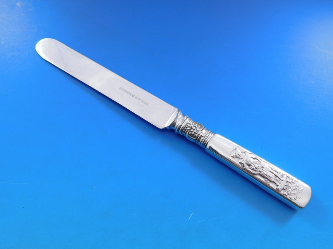 Gorham Fontainebleau Sterling Silver Regular Knife 8.5" Blunt Blade: Gorham Fontainebleau Sterling Silver Regular Knife 8.5" Blunt Blade This stunning knife is part of the Fontainebleau pattern by Gorham, crafted from high-quality sterling silver. Featuring a hollow ha