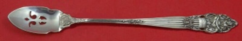 Towle Georgian Sterling Silver Custom Pierced Olive Spoon 8 1/4 inches: Towle Georgian Sterling Silver Custom Pierced Olive Spoon 8 1/4 inches This exquisite Georgian by Towle olive spoon is crafted from high-quality sterling silver, showcasing a pierced design that combi