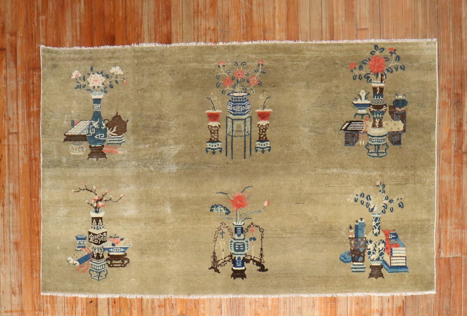 4' 1" x 6' 7" Early 20th Century Chinese Peking Accent Rug: 4' 1" x 6' 7" Early 20th Century Chinese Peking Accent Rug Early 20th century Chinese Peking accent rug with a rectangular form and a symmetrical design featuring multiple vases and floral arrangement