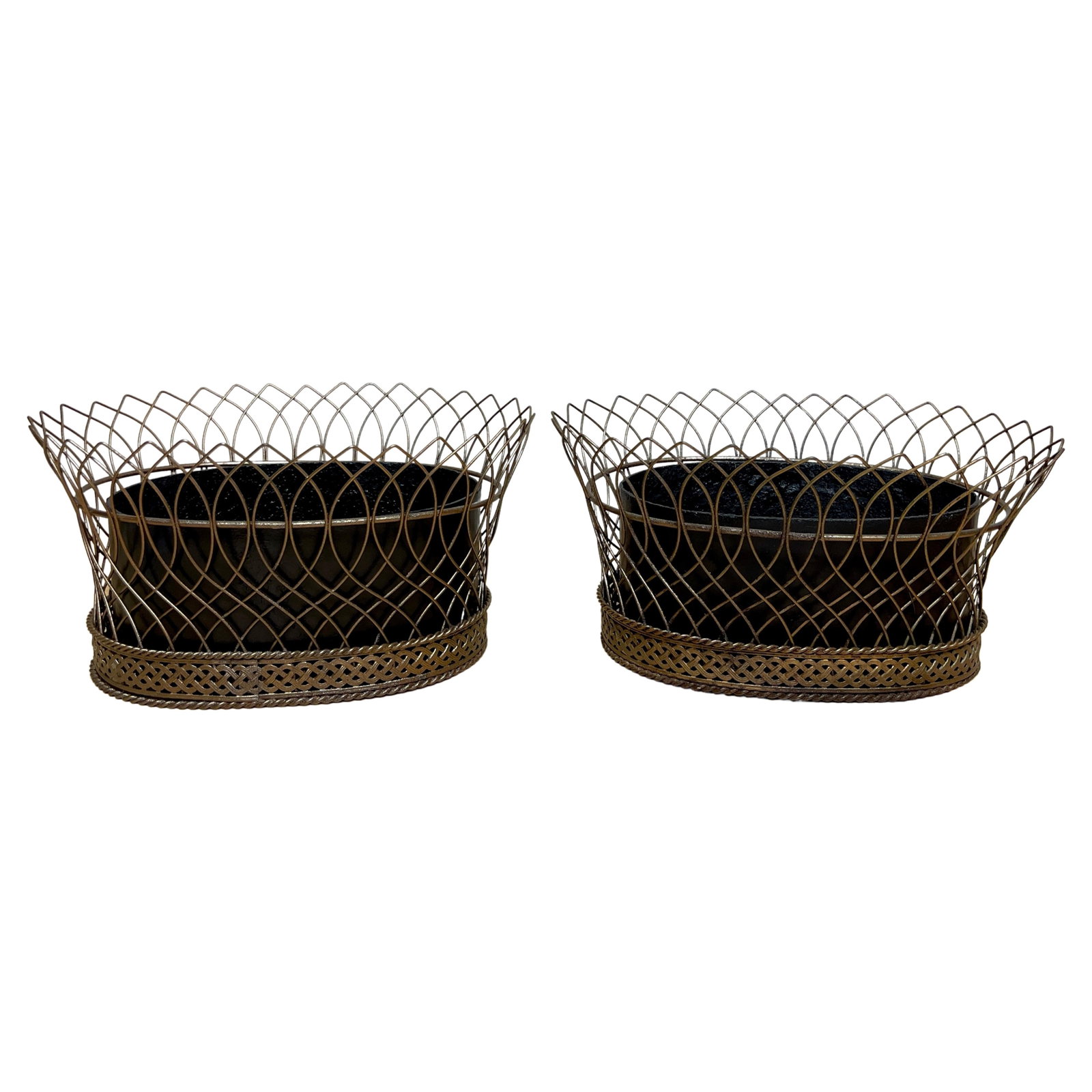 Set of 2 Antique French Gilt Tole Filigree Oval Planters: Set of 2 Antique French Gilt Tole Filigree Oval Planters This exquisite pair of antique French gilt tole and iron tole metal filigree oval planters is a stunning addition to any decor. Crafted in the 