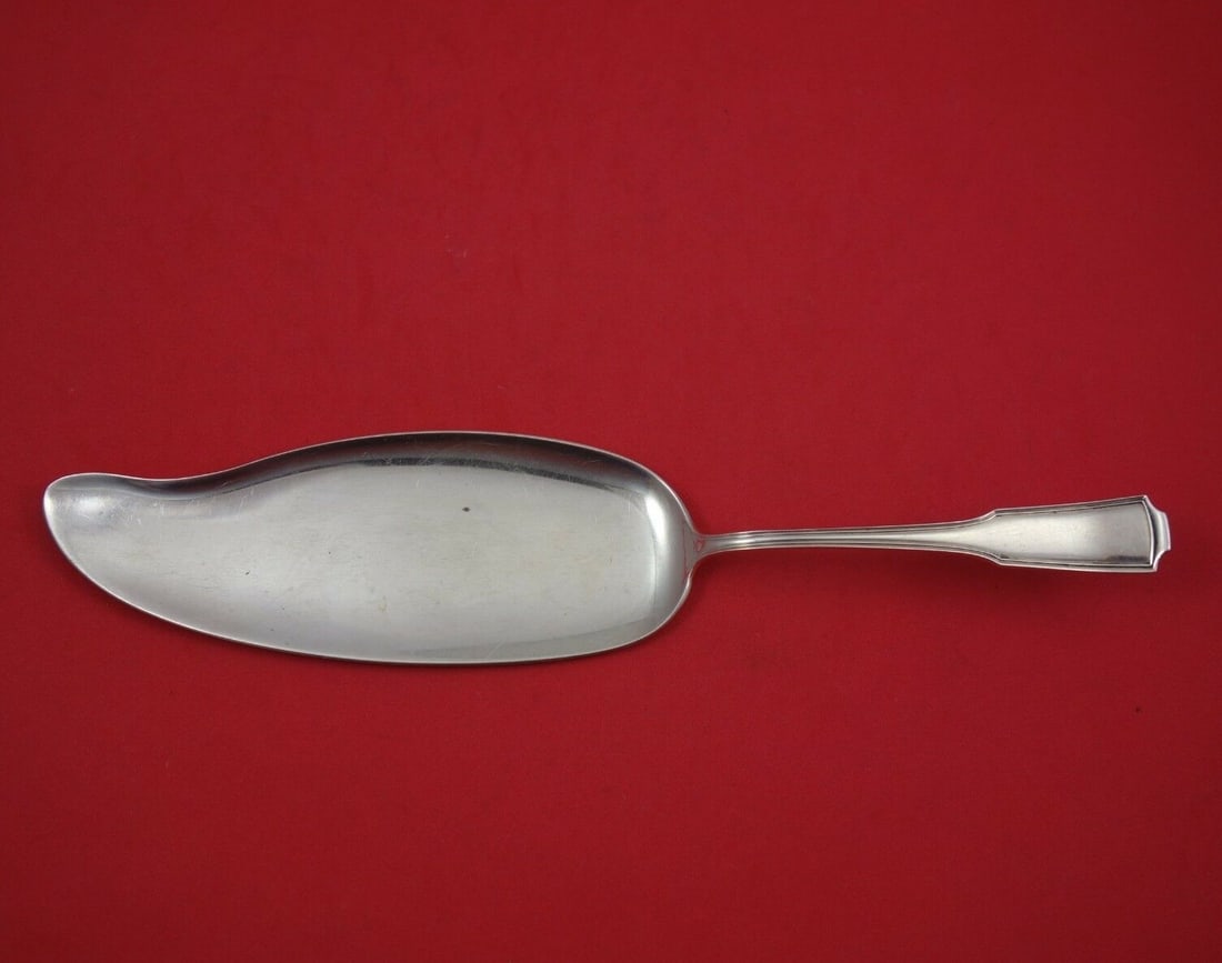 Frank Smith American Chippendale Sterling Silver Fish Server 10 7/8": Frank Smith American Chippendale Sterling Silver Fish Server 10 7/8" This elegant fish server is crafted from sterling silver and showcases the exquisite American Chippendale pattern designed by renow