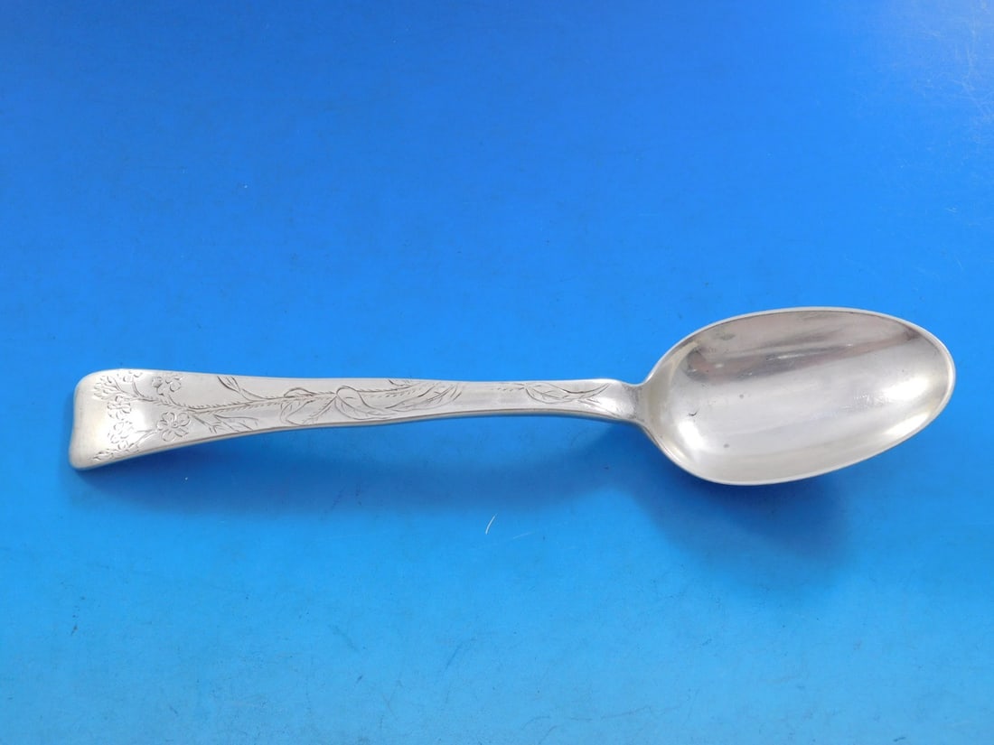 Tiffany & Co. Lap Over Edge Sterling Silver Soup Spoon 7 Inch Floral Design: Tiffany & Co. Lap Over Edge Sterling Silver Soup Spoon 7 Inch Floral Design Discover the exquisite craftsmanship of this Tiffany & Co. sterling silver place soup spoon from the 'Lap Over Edge' pattern