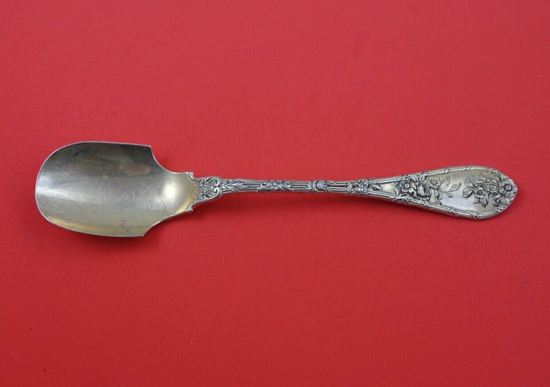 Durgin-Gorham Dauphin Sterling Silver Cheese Scoop 8 1/4 Inch Custom Made: Durgin-Gorham Dauphin Sterling Silver Cheese Scoop 8 1/4 Inch Custom Made Introducing the Dauphin Cheese Scoop by Durgin-Gorham, a stunning piece crafted in sterling silver. This large cheese scoop me