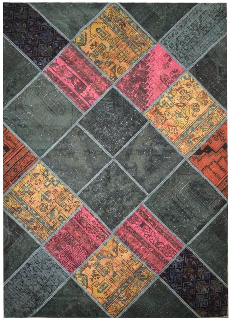 Persian Patchwork Rug 5'7 x 7'10 Hand Knotted Wool Multi Color Iran: Persian Patchwork Rug 5'7 x 7'10 Hand Knotted Wool Multi Color Iran Free continental US Shipping Enhance your living space with this stunning 5.7 x 7.10 Multi Color Persian Patchwork Rug, handcrafted 