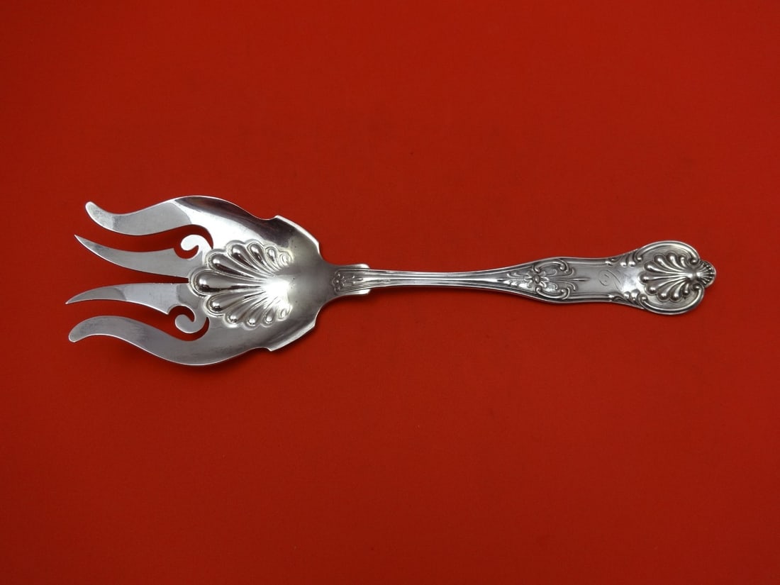 Shiebler Kings Sterling Silver Fish Serving Fork 9 Inch: Shiebler Kings Sterling Silver Fish Serving Fork 9 Inch This exquisite fish serving fork measures 9 inches and is crafted from high-quality sterling silver. The fork features the elegant 'Kings' patte