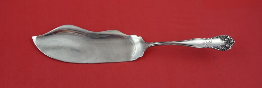 Gorham Lancaster Sterling Silver Fish Server 10 Inch Monogrammed: Gorham Lancaster Sterling Silver Fish Server 10 Inch Monogrammed This exquisite fish server from the Lancaster pattern by Gorham showcases fine craftsmanship in sterling silver. Measuring 10 inches, i