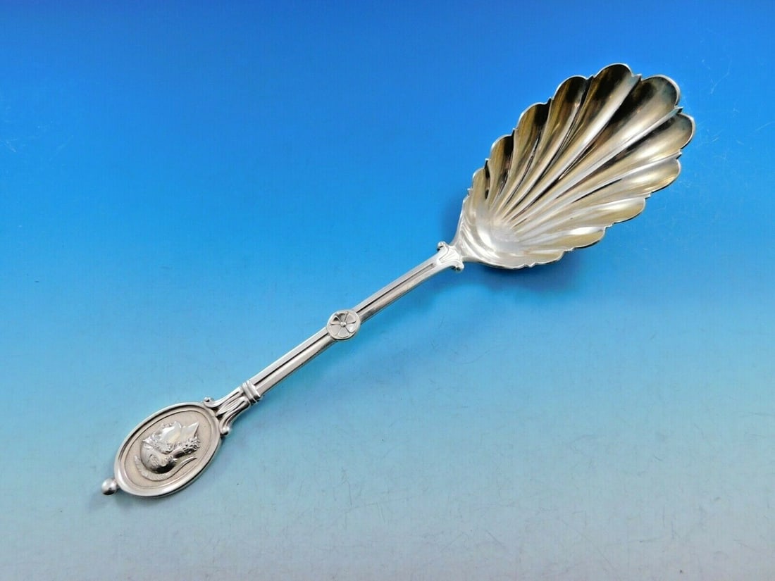 Wendt Sterling Silver Medallion Berry Spoon Gold Wash Shell Bowl 8 3/4" (1 of 5)