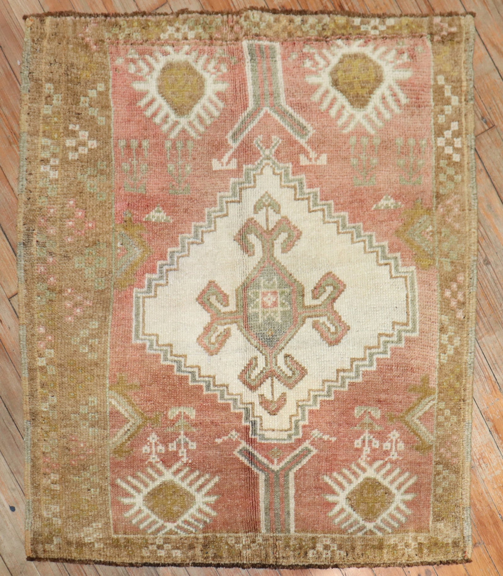 3' 1" x 3' 6" Mid 20th Century Turkish Anatolian Rug (1 of 5)